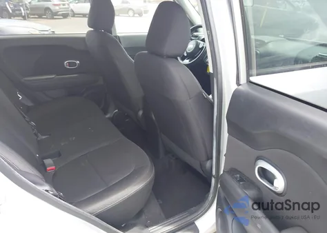 2015 Kia Soul z USA, uszkodzony, nr VIN KNDJN2A26F7778224